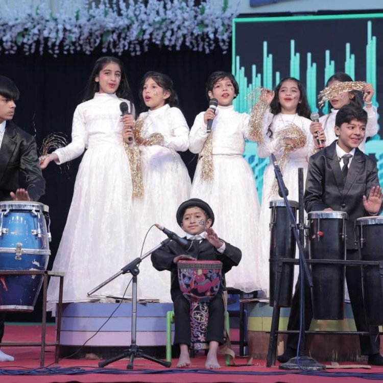 इंदौर में द विद्यांजलि इंटरनेशनल स्कूल' का वार्षिकोत्सव:जीवन में 'शह और मात' की शतरंज थीम पर रंगारंग प्रस्तुतियों में बच्चों ने मोहा मन