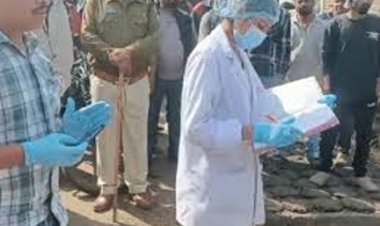 नाले में मिला लड़की का शव, लोग बताने घर गए तो देखी मां की लाश