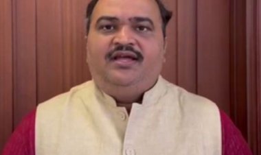 नितिन गडकरी के बयान का शिवसेना यूबीटी नेता ने किया समर्थन