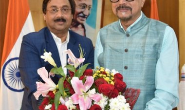 राज्यपाल डेका से विधानसभा सचिव शर्मा ने की सौजन्य भेंट