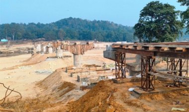 सनावल को झारखंड से जोड़ने कन्हर नदी पर तेजी से चल रहा पुल का काम