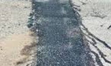 मोवा रेलवे ओवरब्रिज मरम्मत : जिस हिस्से में डामर से गिट्टी निकल रही उसका डामर उखाड़ दोबारा कार्य कराया जाएगा