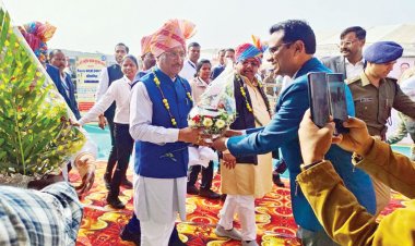 एसईसीएल भटगांव ने लगाया स्टॉल, सीएम ने किया अवलोकन