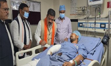 घायल जवानों से मिले गृहमंत्री