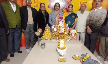 कलचुरि समाज ने मनाया तिल चतुर्थी का त्योहार:500 जरूरतमंद परिवारों को अन्नदान और वस्त्रदान, महिलाओं को हल्दी-कुमकुम से किया सम्मानित