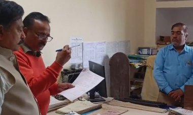 सिमरिया तहसीलदार निलंबित:राजस्व महाअभियान 3.0 की प्रगति धीमी, आरबीसी 6-4 के मामलों में लापरवाही का आरोप