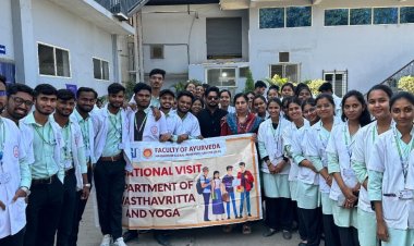 आयुर्वेद छात्रों का श्रीधी मिल्क फेडरेशन में शैक्षणिक दौरा:दूध प्रसंस्करण और गुणवत्ता नियंत्रण की जानकारी ली, उत्पादों का किया परीक्षण