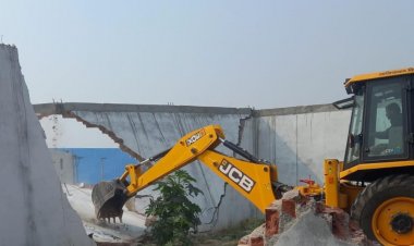 गाजियाबाद में अवैध निर्माण पर बड़ी कार्रवाई:जीडीए ने 20 हजार वर्ग गज में फैली दो कॉलोनियां और एक भवन किया ध्वस्त