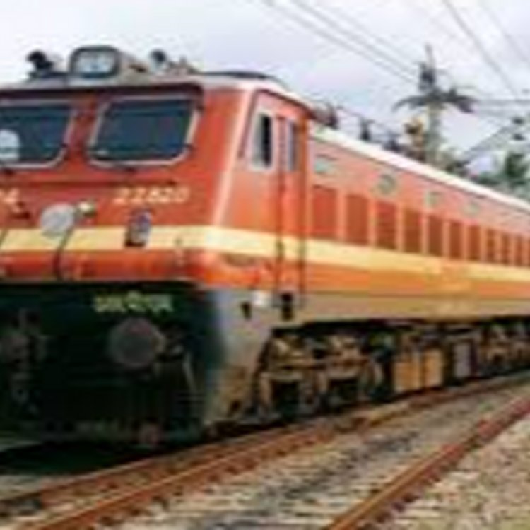 कुंभ मेला को लेकर रेलवे अलर्ट:डीआरएम ने की बैठक; सतना, कटनी और जबलपुर में बने रहेंगे वार रूम