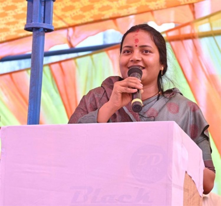 राज्य सरकार प्रदेश के चहुंमुखी विकास के लिए प्रतिबद्ध: मंत्री  राजवाड़े