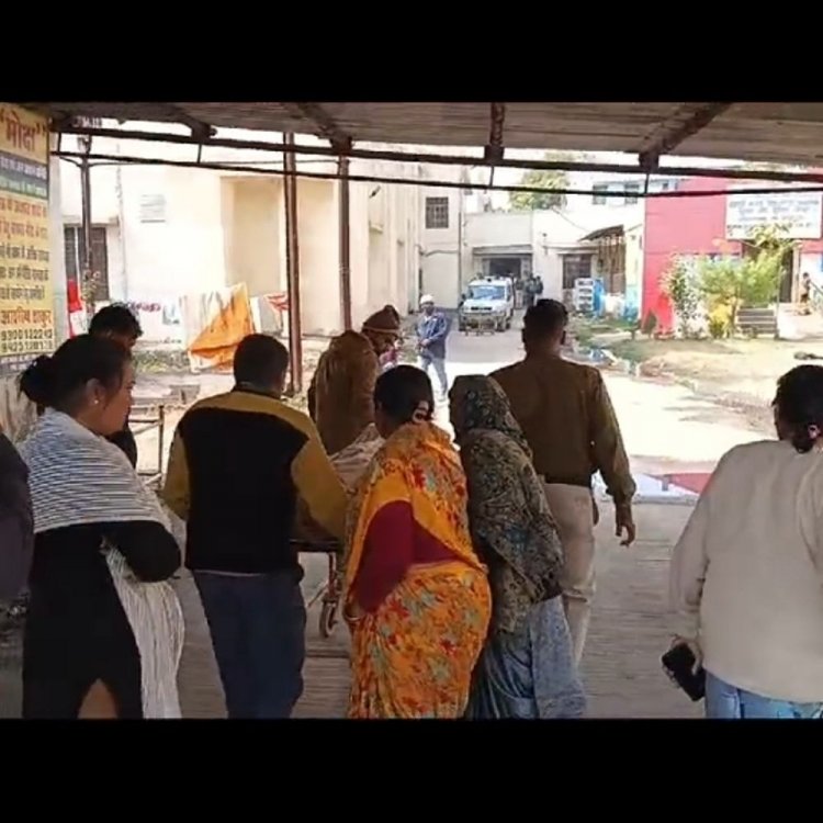 जबलपुर में फंदे पर लटका मिला छात्रा का शव:मामा का आरोप- पिता की दूसरी शादी और चोरी के आरोप से थी परेशान