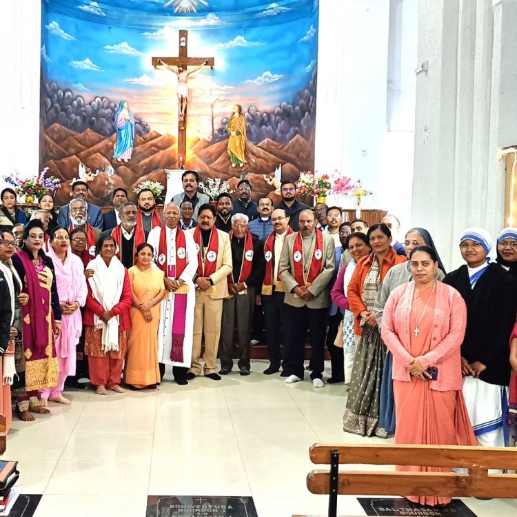 ईसाई समुदाय की एकता के लिए विशेष प्रार्थना सभा:भोपाल के 7 चर्चों में 8 दिन तक चली प्रार्थना, आर्चबिशप ने किया समापन