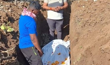 प्रयागराज कुंभ जा रहे साधु की शहडोल में मौत:निधन के बाद समाजसेवियों ने किया अंतिम संस्कार, छत्तीसगढ़ से आ रहे थे