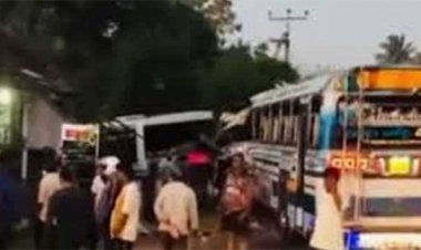 श्रीलंका: सड़क दुर्घटना में चार लोगों की मौत, 25 घायल