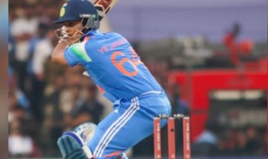 आकाश चोपड़ा ने जायसवाल की जगह पर सवाल उठाए, बुमराह के अनफिट होने पर सिराज का समर्थन किया