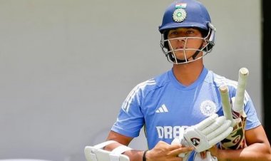 चैम्पियंस ट्रॉफी से बुमराह बाहर, यशस्वी का भी पत्ता कटा… ये 2 खिलाड़ी टीम में शामिल