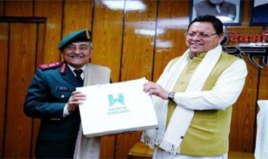 सीडीएस जनरल चौहान पहुंचे देहरादून, धामी से की भेंट