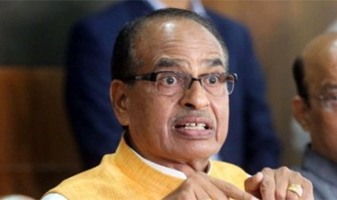 टूटी सीट पर बैठाया शिवराज सिंह को, कांग्रेस का तंज