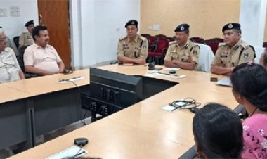 सिविल लाइन रायपुर में क्रिश्चियन समुदाय के साथ शांति समिति की बैठक आयोजित