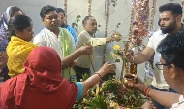 ओम नम: शिवाय  से गूंजे शिवालय