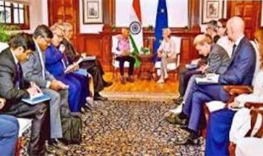 भारत और यूरोपीय संघ ने रक्षा कंपनियों की भारत में भागीदारी पर चर्चा की