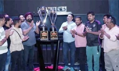 FCC सीजन 3 ट्रॉफी अनवील – 3 मार्च से होगा क्रिकेट का महासंग्राम !