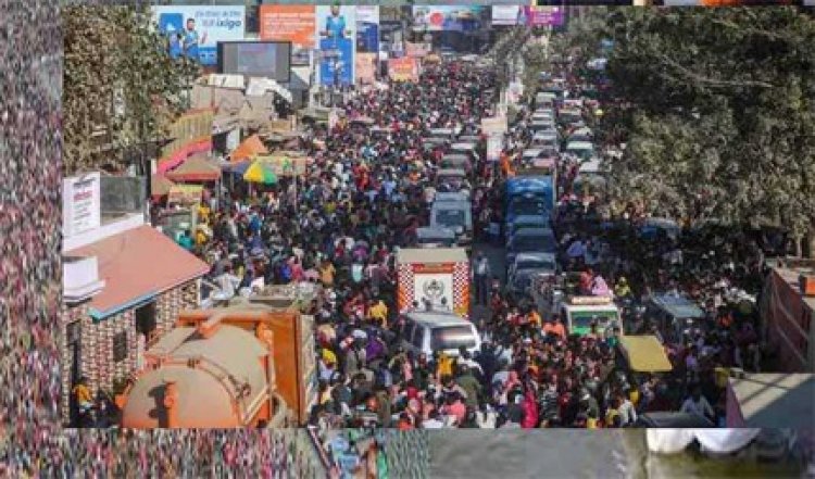 महाकुम्भ में आस्था का जन सागर