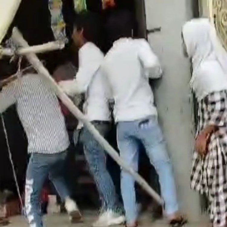 दुकान में घुसकर मां-बेटे को पीटा:उधार देने से मना करने पर दबंगई, पुलिस ने पहुंचाया अस्पताल