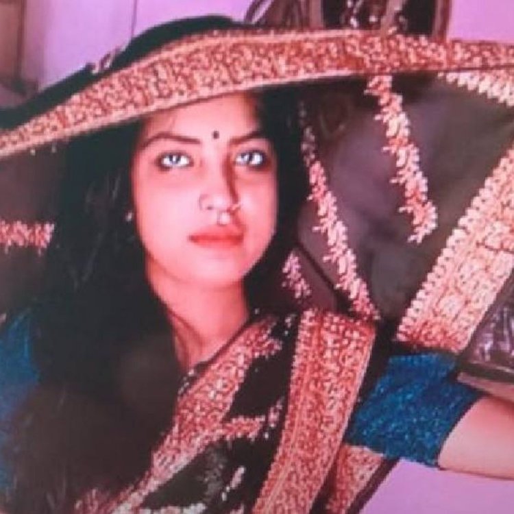 भोपाल में नवविवाहिता ने फांसी लगाई, मौत:12 दिन बाद थी एनिवर्सरी; मां बोली- दहेज के लिए प्रताड़ित करता था दामाद