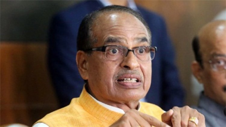 टूटी सीट पर बैठाया शिवराज सिंह को, कांग्रेस का तंज