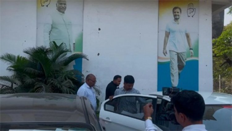 रायपुर में कांग्रेस दफ्तर पर ईडी का छापा