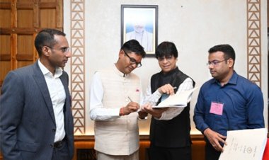 वित्त मंत्री ओपी चौधरी ने किए बजट पर हस्ताक्षर