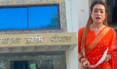 महाकुंभ से चर्चा में आई हर्षा रिछारिया की सोशल मीडिया पर 55 फेक आईडी, पुलिस से की शिकायत