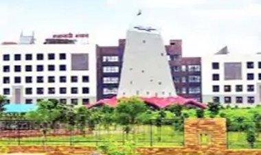 निगम कमिश्नर निर्भय साहू सस्पेंड