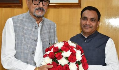 राज्यपाल डेका से छत्तीसगढ़ वक्फ बोर्ड अध्यक्ष ने भेंट की