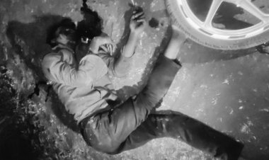 शिवपुरी में ट्रैक्टर-ट्रॉली और बाइक की टक्कर:एक युवक की मौत, दो घायल; ड्राइवर के खिलाफ मामला दर्ज