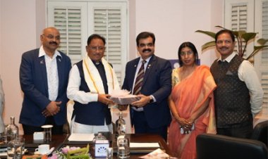 मुख्यमंत्री साय से कर्नाटक चेंबर ऑफ कॉमर्स के प्रतिनिधिमंडल से की मुलाकात