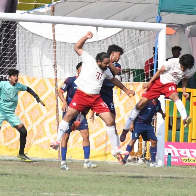 मोयरा गोल्ड कप फुटबॉल स्पर्धा का मुख्य दौर आज से:इंदौर में राजमोहल्ला इलेवन ने 1-0 से और महू एकेडमी ने 2-1 से जीते क्वालीफाइंग मैच