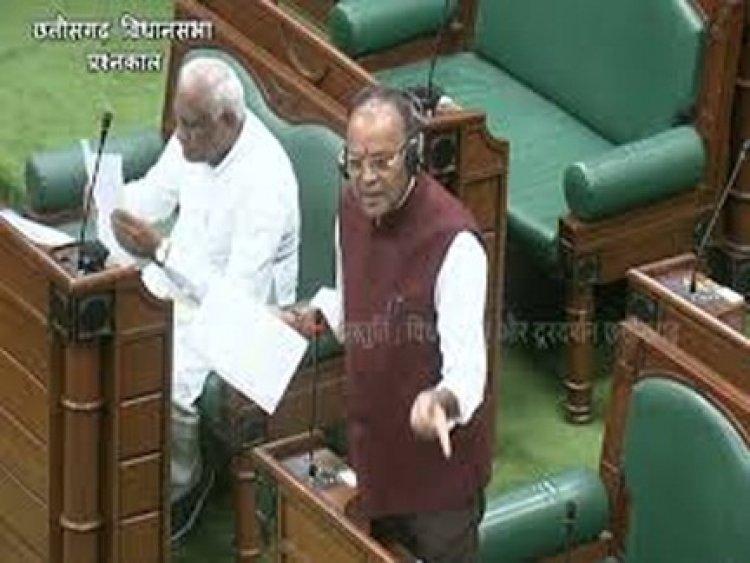 छत्तीसगढ़ मेडिकल सर्विसेज कॉर्पोरेशन में गड़बड़ी को लेकर भिड़े विधानसभा में पक्ष - विपक्ष