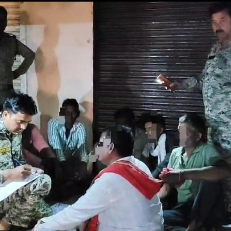 दतिया में जुआरियों पर शिकंजा:सिविल लाइन पुलिस ने 7 जुआरियों को पकड़ा, 2.69 लाख का माल जब्त