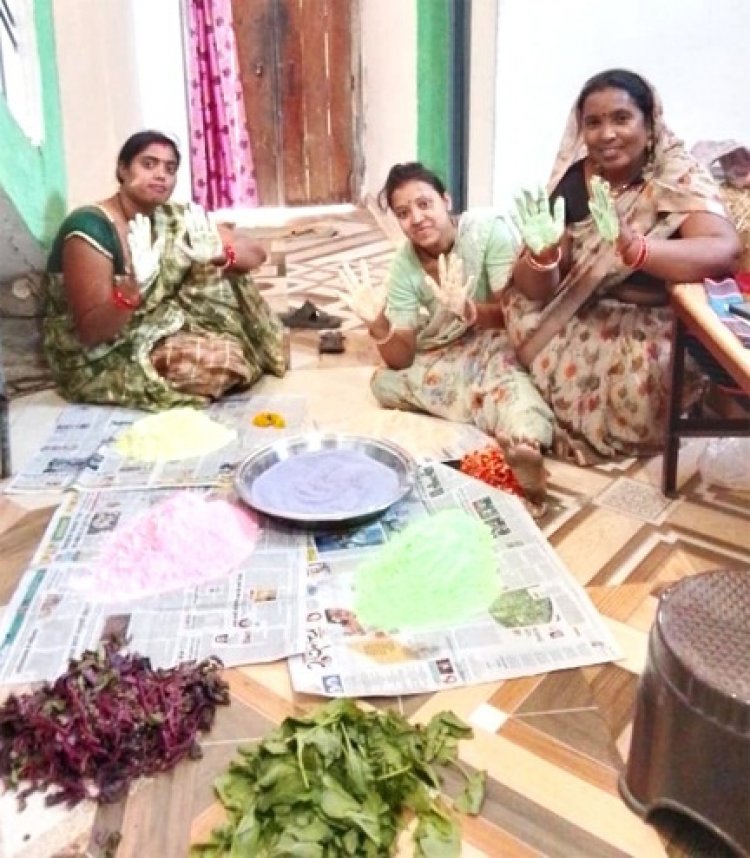 हर्बल गुलाल और घरेलू उत्पादों के माध्यम से दुर्गा स्वयं सहायता समूह की महिलाओं का आत्मनिर्भरता की ओर सशक्त कदम