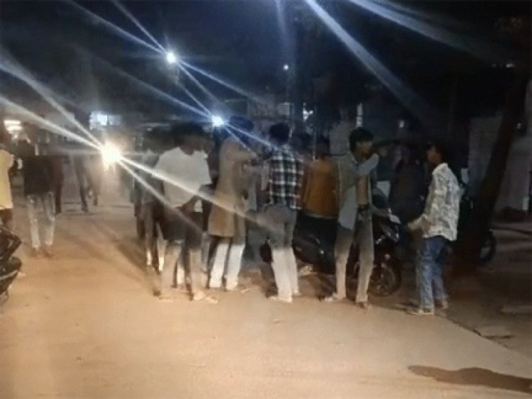 रायपुर में दो गैंग के बीच जमकर चले लात-घूंसे