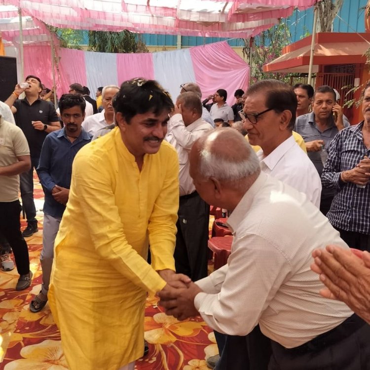 संत नगर के हरिचेतन आश्रम में धूमधाम से मनाया रंगपंचमी:वेदांत संत लालसाईं समेत कई आध्यात्मिक गुरुओं ने की शिरकत, सैकड़ों श्रद्धालु जुटे