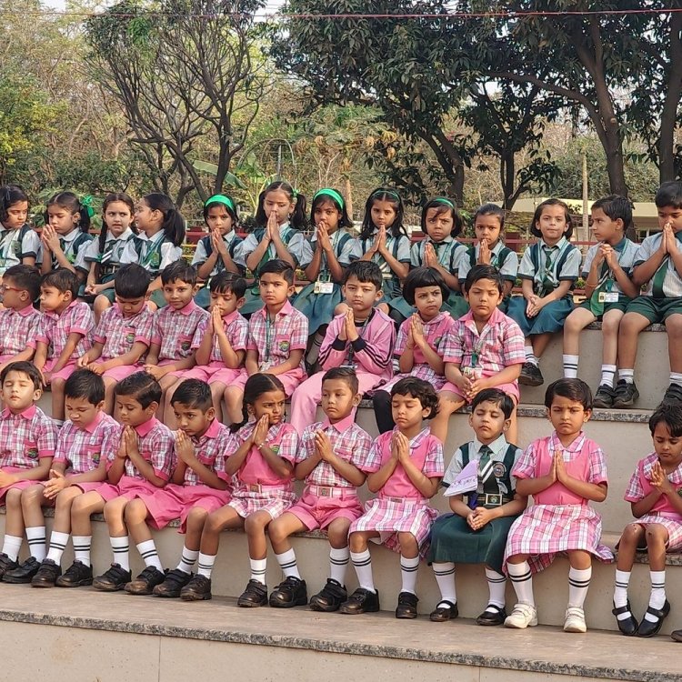 माउंट कार्मेल स्कूल में नया शैक्षणिक सत्र शुरू:प्रार्थना सभा और सांस्कृतिक कार्यक्रमों के साथ विद्यार्थियों का स्वागत