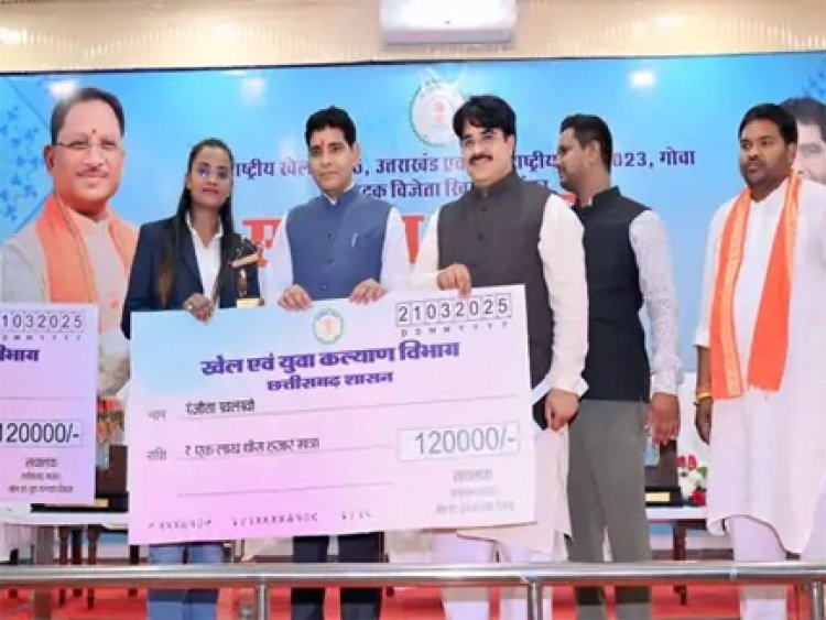 37वें नेशनल गेम्स में मिनी गोल्फ में कांस्य पदक जीतने वाली रायपुर की रंजीता खलखो सम्मानित