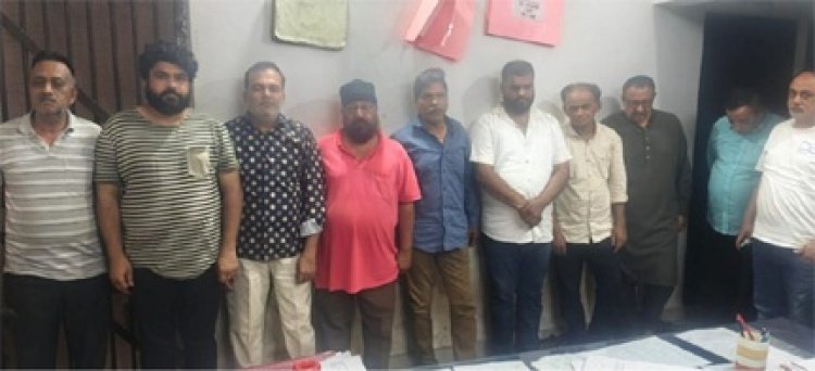रायपुर में हाई-प्रोफाइल जुआ अड्डे पर पुलिस का छापा, 10 जुआरी गिरफ्तार