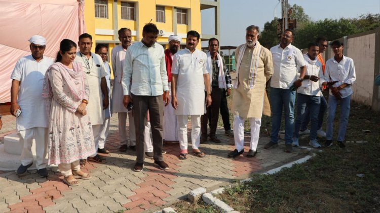 तीन दिवसीय नि:शुल्क स्वास्थ्य शिविर में पहुँचे मंत्री श्री पटेल