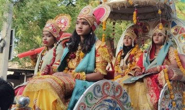 बग्गियों में निकले भगवान श्रीराम और वीर हनुमान:12 डीजे और झांकियों के साथ निकली रामनवमी की शोभायात्रा, बालिकाओं ने आत्मरक्षा का प्रदर्शन किया