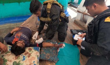 भारतीय नौसेना के युद्धपोत आईएनएस त्रिकंड की टीम ने अरब सागर में देवदूत बनकर पाकिस्तानी नाविक की बचाई जान