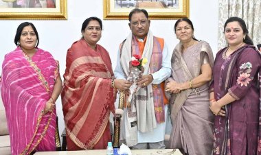 मुख्यमंत्री विष्णुदेव साय से नवनियुक्त निगम-मंडल अध्यक्षों ने की सौजन्य भेंट